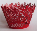 Vyřezávané košíčky - drobné květinky - červené 12 ks