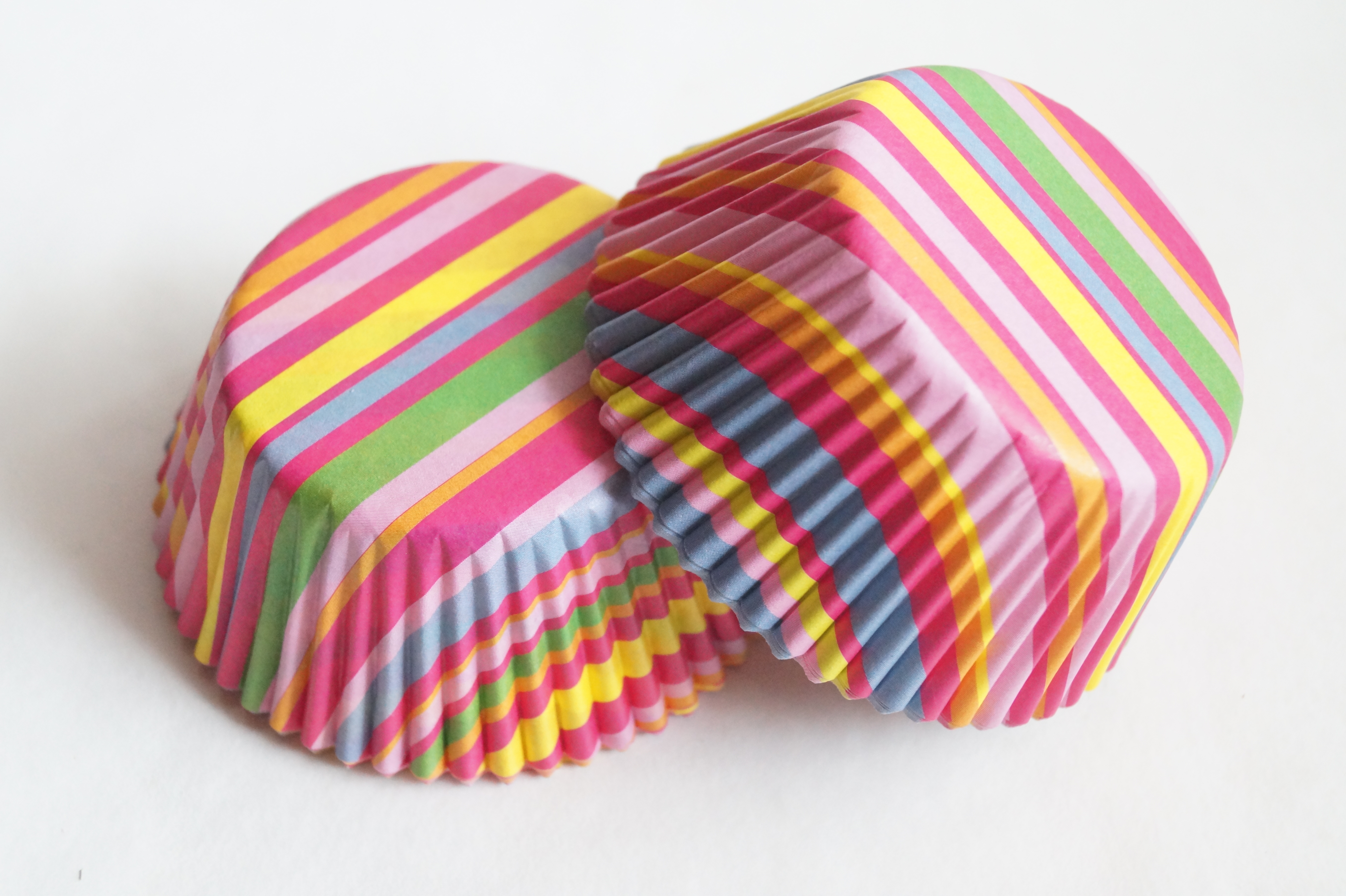 Papírové košíčky na muffiny - rainbow 48 ks